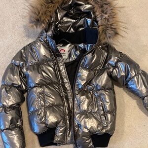 Appaman Puffer girls Jacket with Faux Fur Hood gold/silver. Girls size 7